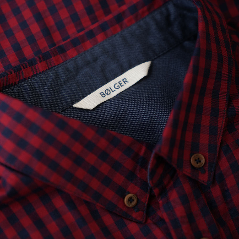 Navy/Red Check